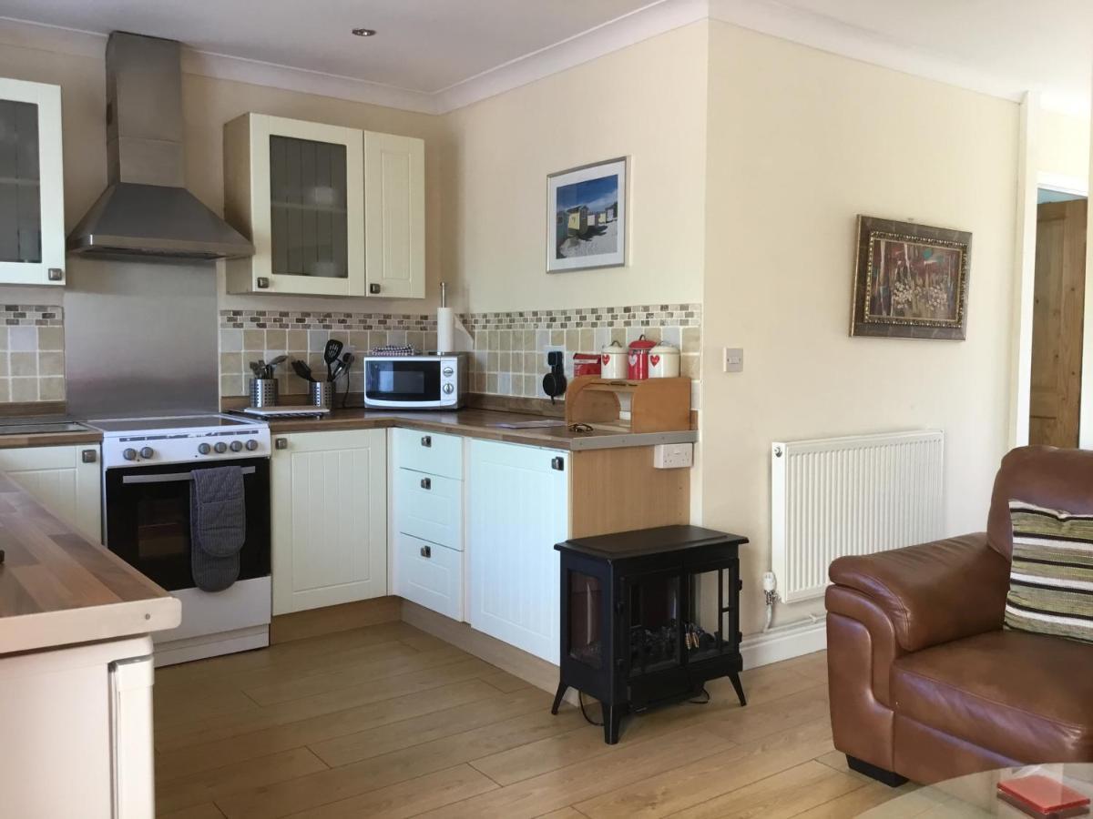 Gower Bungalow Mumbles Экстерьер фото